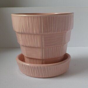 McCoy basketweave planter